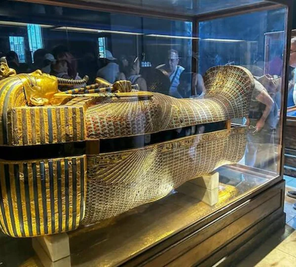 Hurghada to Grand Egyptian Museum