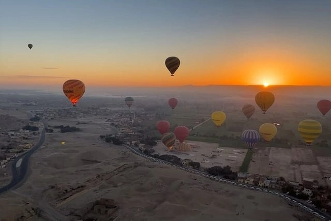 Hot air balloon Luxor price