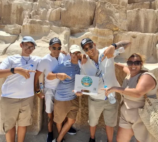 Hurghada to Pyramids cost 3